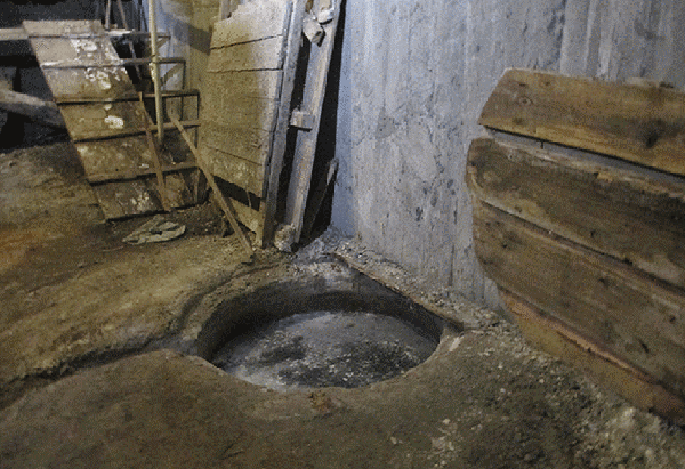 Старинный погреб по адресу Пушкина 4/5 в Ереване Старинный погреб по адресу Пушкина 4/5 в Ереване - Sputnik Армения