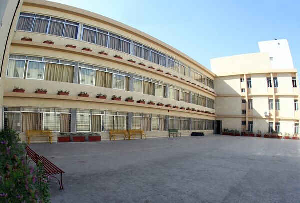 Армянское училище в Ливане Армянское училище в Ливане - Sputnik Армения