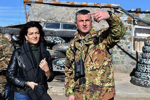 Աննա Հակոբյանն այցելել է դիրքեր և տեսել` ինչ պայմաններում են զինվորները ծառայում - Sputnik Արմենիա