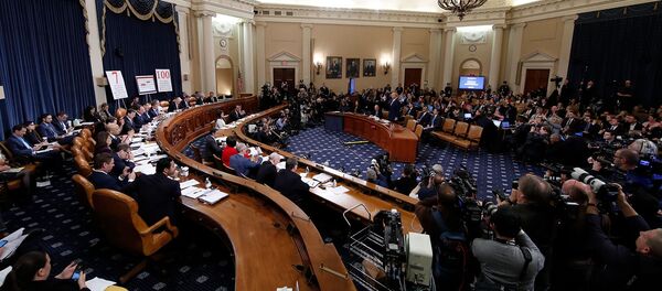 Посол США в ЕС Гордон Сондленд принимает присягу перед слушанием его комитета по разведке Палаты представителей в рамках расследования импичмента президента США (20 ноября 2019). Вашингтон Посол США в ЕС Гордон Сондленд принимает присягу перед слушанием его комитета по разведке Палаты представителей в рамках расследования импичмента президента США (20 ноября 2019). Вашингтон - Sputnik Արմենիա