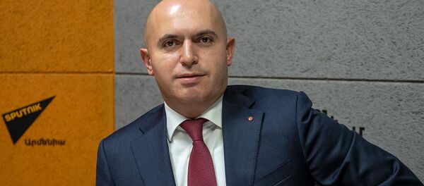 Армен Ашотян - Sputnik Արմենիա