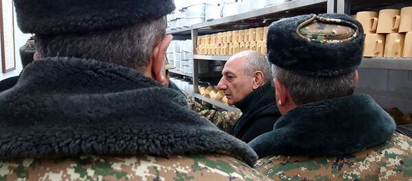 Президент Карабаха Бако Саакян посетил воинкую часть (27 ноября 2019). Карабах - Sputnik Արմենիա