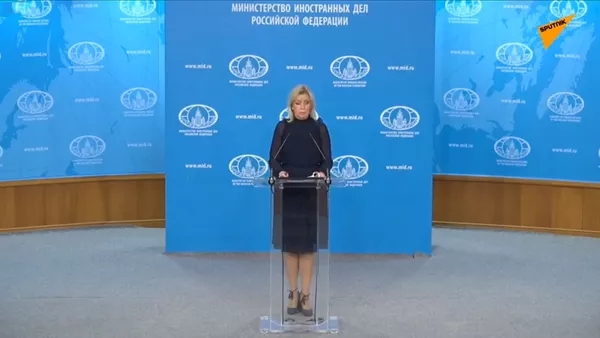Прямая трансляция еженедельного брифинга Марии Захаровой