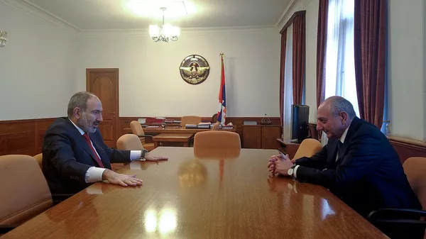 Никол Пашинян и Бако Саакян провели переговоры в Степанакерте Никол Пашинян и Бако Саакян провели переговоры в Степанакерте