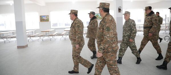 Начальник генштаба ВС РА Артак Давтян и министр обороны Карабаха Карен Абраамян посетили оборонительные позиции Карабаха (2 декабря 2019). Карабах Начальник генштаба ВС РА Артак Давтян и министр обороны Карабаха Карен Абраамян посетили оборонительные позиции Карабаха (2 декабря 2019). Карабах - Sputnik Արմենիա