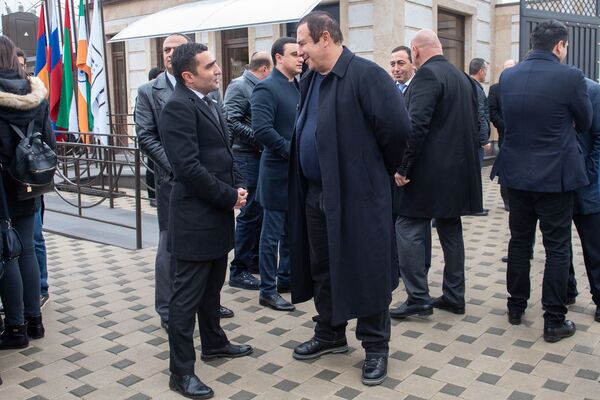 «Բոլորն ուզել են փայ մտնեն, բոլորը».  ո՞ւմ է պատկանում Աբովյանի ադամանդի գործարանը - Sputnik Արմենիա