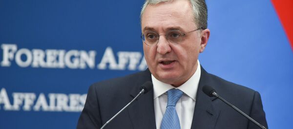 Министр иностранных дел Армении Зограб Мнацаканян на совместная пресс-конференция с иорданским коллегой (2 декабря 2019). Еревaн - Sputnik Армения
