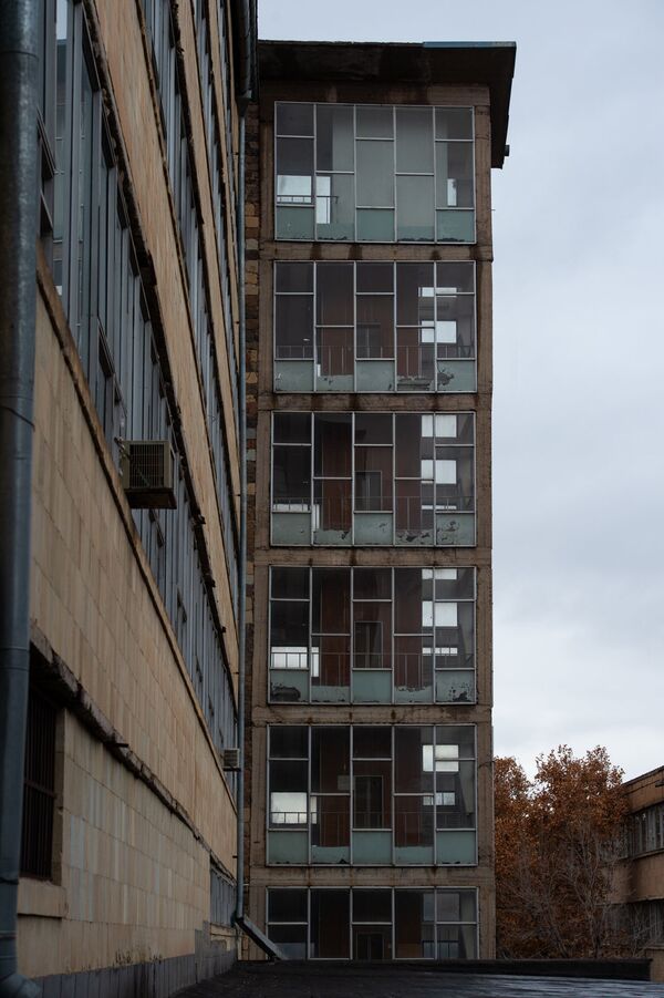 Սերժին ասացի` ձեր գյուղի տղան թալանում է գործարանը. Սուքիասյանը հիշել է երիտասարդ տարիները Սերժին ասացի` ձեր գյուղի տղան թալանում է գործարանը. Սուքիասյանը հիշել է երիտասարդ տարիները - Sputnik Արմենիա