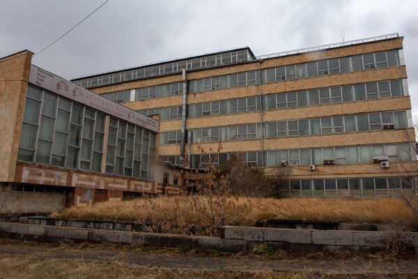 Սերժին ասացի` ձեր գյուղի տղան թալանում է գործարանը. Սուքիասյանը հիշել է երիտասարդ տարիները Սերժին ասացի` ձեր գյուղի տղան թալանում է գործարանը. Սուքիասյանը հիշել է երիտասարդ տարիները - Sputnik Արմենիա