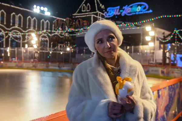 Татьяна Навка на открытии ГУМ-катка в Москве Татьяна Навка на открытии ГУМ-катка в Москве - Sputnik Армения