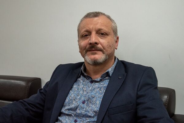 Էյֆորիան նվազել է, բայց դա չի մեծացնում նախկին իշխանության շանսերը. քաղաքագետ Էյֆորիան նվազել է, բայց դա չի մեծացնում նախկին իշխանության շանսերը. քաղաքագետ - Sputnik Արմենիա