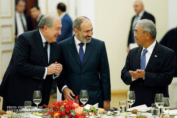 Փաշինյանը ՀՀ պետական մրցանակ է հանձնել ճապոնացի գիտնական Տակեո Կանադեին - Sputnik Արմենիա