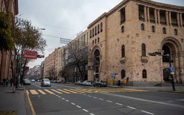 Здание по адресу Амиряна 2 - Sputnik Армения