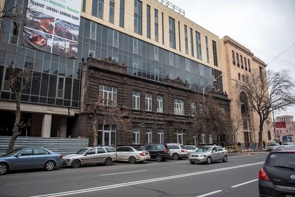 Ինչ է լինելու Իսահակյանի գրադարանի նախկին տարածքում. 4 տարի տևած կառուցապատման արդյունքը Ինչ է լինելու Իսահակյանի գրադարանի նախկին տարածքում. 4 տարի տևած կառուցապատման արդյունքը - Sputnik Արմենիա