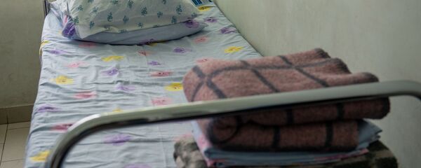 Больниная койка в медицинского центра Сурб Асвацамайр - Sputnik Արմենիա