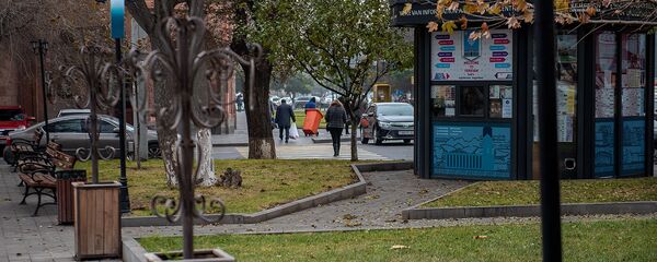 Информационный центр туристам по Еревану в Сквере Хачкаров Информационный центр туристам по Еревану в Сквере Хачкаров - Sputnik Армения