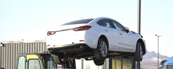 Граждане и автодилеры о работе таможни в Гюмри - Sputnik Արմենիա