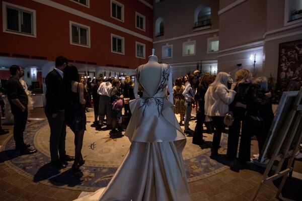 Հայ ճանաչված դիզայներ Լիանա Սարգսյանը կրկին կփայլի Milan Fashion Week-ում Հայ ճանաչված դիզայներ Լիանա Սարգսյանը կրկին կփայլի Milan Fashion Week-ում - Sputnik Արմենիա