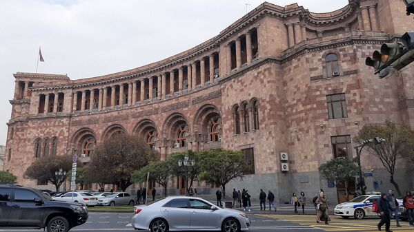 Здание правительства на площади Республики - Sputnik Армения