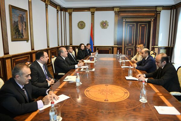 Արմեն Սարգսյանն ընդունել է ԱԺ մի շարք պատգամավորների Արմեն Սարգսյանն ընդունել է ԱԺ մի շարք պատգամավորների - Sputnik Արմենիա