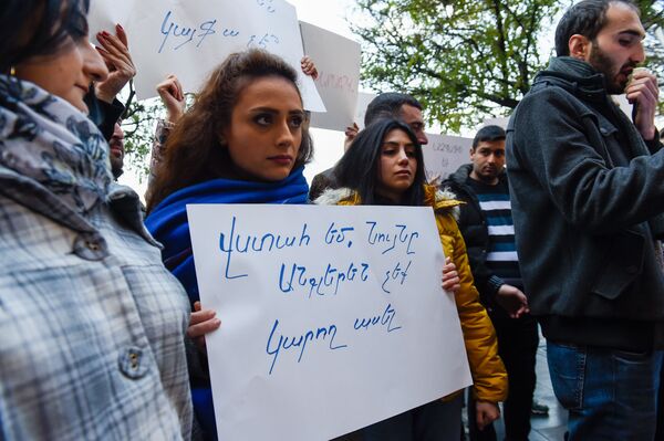 Դաշնակցությունը «զենքը հանձնեց» Հայաստանի կառավարությանը. լուսանկարներ - Sputnik Արմենիա