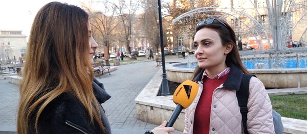 ՀՀ քաղաքացիները՝ Ամանորին ճիշտ նվեր ընտրելու մասին ՀՀ քաղաքացիները՝ Ամանորին ճիշտ նվեր ընտրելու մասին - Sputnik Արմենիա