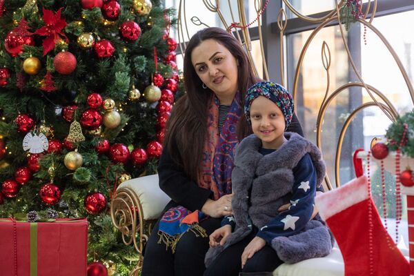 «Դու մենակ չես». «Միսս Հայաստան» դառնալու երազանքը 8-ամյա Էլենին օգնեց հաղթահարել քաղցկեղը - Sputnik Արմենիա