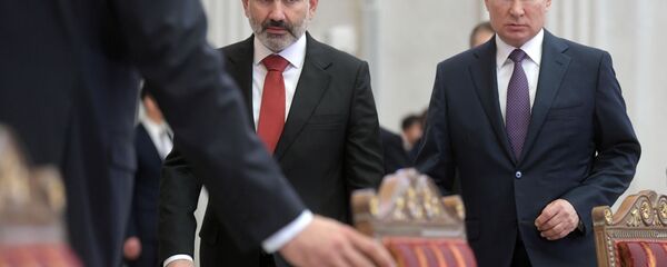 Премьер-министр Армении Никол Пашинян и президент России Владимир Путин перед заседанием Высшего евразийского экономического совета (20 декабря 2019). Санкт-Петербург - Sputnik Армения
