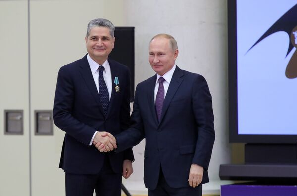 Պուտինը Տիգրան Սարգսյանին բարեկամության շքանշանով է պարգևատրել Պուտինը Տիգրան Սարգսյանին բարեկամության շքանշանով է պարգևատրել - Sputnik Արմենիա