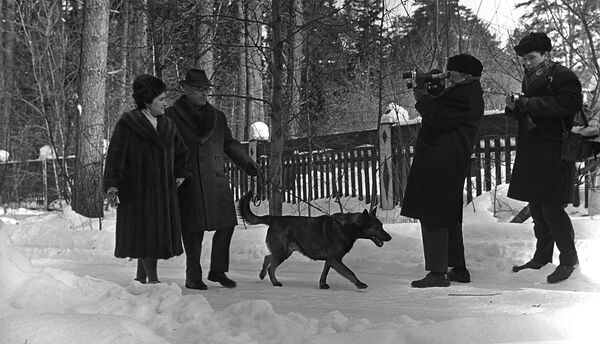 «Պարգև չեմպիոնին», կամ ինչպես նուրբ հայուհին գրավեց լեգենդար հրեա շախմատիստի սիրտը «Պարգև չեմպիոնին», կամ ինչպես նուրբ հայուհին գրավեց լեգենդար հրեա շախմատիստի սիրտը - Sputnik Արմենիա