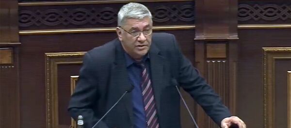 Выступление председателя госкомитета по науке Самвела Арутюняна на заседании Парламента (6 ноября 2019). Еревaн - Sputnik Արմենիա