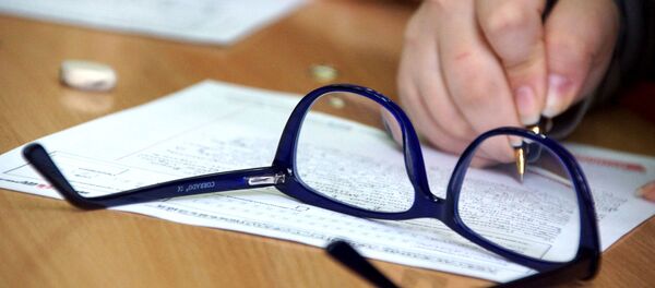 Акция Тотальный диктант в Луганске - Sputnik Արմենիա