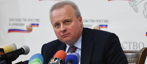 Посол России в Армении Сергей Копыркин на итоговой пресс-конференции (24 декабря 2019). Еревaн Посол России в Армении Сергей Копыркин на итоговой пресс-конференции (24 декабря 2019). Еревaн - Sputnik Армения