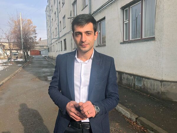 Տնակից՝ տուն. գյումրեցի 2 ընտանիք փազլի շնորհիվ Նոր տարին նոր բնակարանում կդիմավորեն Տնակից՝ տուն. գյումրեցի 2 ընտանիք փազլի շնորհիվ Նոր տարին նոր բնակարանում կդիմավորեն - Sputnik Արմենիա