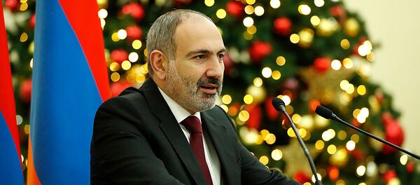Премьер-министр Никол Пашинян организовал прием для представителей бизнес-сообщества (26 декабря 2019). Еревaн - Sputnik Армения