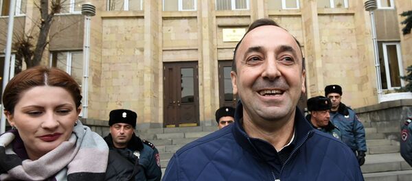 Председатель Конституционного суда Грайр Товмасян после допроса встретился с журналистами (27 декабря 2019). Еревaн - Sputnik Армения