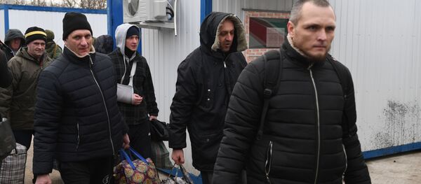 Обмен военнопленными между ДНР, ЛНР и Украиной в Донецкой области Обмен военнопленными между ДНР, ЛНР и Украиной в Донецкой области - Sputnik Армения