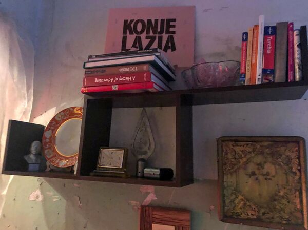 «Բլինչիկ» ու «Մայրաքաղաքային» աղցան. ինչպես են հայն ու իտալացին Գյումրիում նշել Ամանորը «Բլինչիկ» ու «Մայրաքաղաքային» աղցան. ինչպես են հայն ու իտալացին Գյումրիում նշել Ամանորը - Sputnik Արմենիա