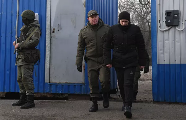 Сами просили, чтобы нас расстреляли: Виктор Скрипник о пытках СБУ Сами просили, чтобы нас расстреляли: Виктор Скрипник о пытках СБУ - Sputnik Армения