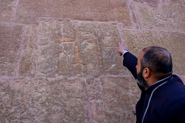 Քարե «ինստագրամ», կիսալուսին խաչի վրա և Օձունի եկեղեցու այլ գաղտնիքները - Sputnik Արմենիա