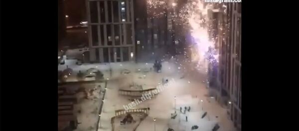 В Уфе петардами «расстреляли» многоэтажку В Уфе петардами «расстреляли» многоэтажку - Sputnik Армения