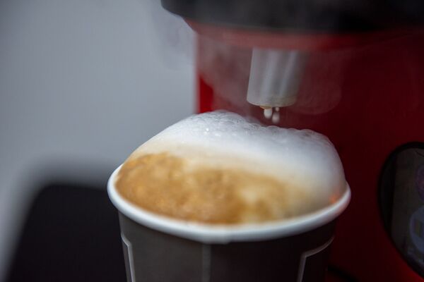 Объясняем на пальцах: продукты, которые нельзя употреблять с молоком - Sputnik Армения