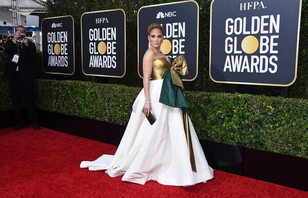 Ջենիֆեր Լոպեսի զգեստը ծաղրել են սոցցանցերում Ջենիֆեր Լոպեսի զգեստը ծաղրել են սոցցանցերում - Sputnik Արմենիա