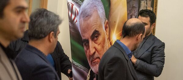 В Посольстве Ирана в Армении открыта книга соболезнований в связи с убийством иранского генерала Касема Хосейни (8 января 2020). Еревaн В Посольстве Ирана в Армении открыта книга соболезнований в связи с убийством иранского генерала Касема Хосейни (8 января 2020). Еревaн - Sputnik Արմենիա