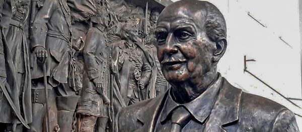 Памятник Геворгу Вартаняну - Sputnik Армения