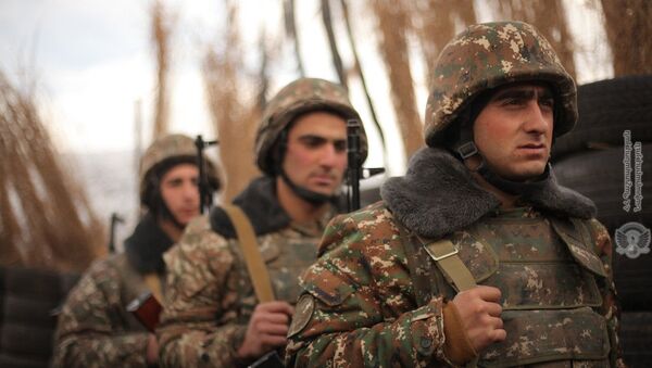 Армянские военнослужащие на смене боевого дежурства - Sputnik Армения