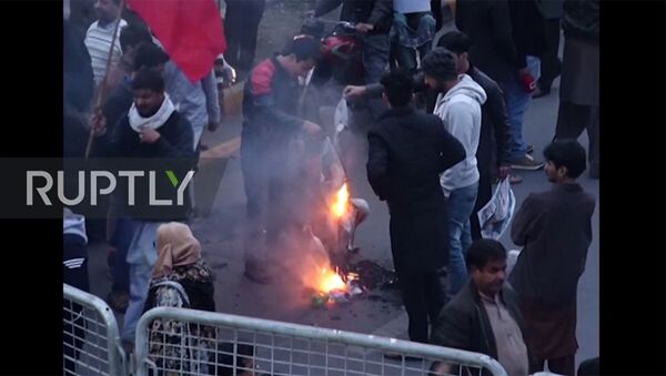 Пакистан: протестующие в Лахоре осуждают убийство Солеймани (13 января 2020). - Sputnik Армения
