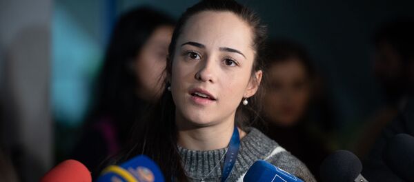 Глава Комитета гражданской авиации Татевик Ревазян на встрече первого рейса Милан-Ереван-Милан авиакомпании Ryanair в аэропорту Звартноц (14 января 2020). Еревaн - Sputnik Արմենիա