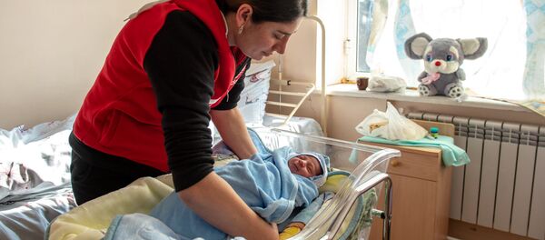 Родившийся в роддоме Маралика маленький Грант  - Sputnik Արմենիա