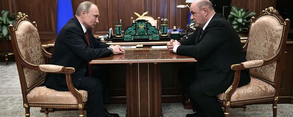 Руководитель Федеральной налоговой службы РФ Михаил Мишустин во время встречи с президентом РФ Владимиром Путиным (15 января 2020). Москвa - Sputnik Армения